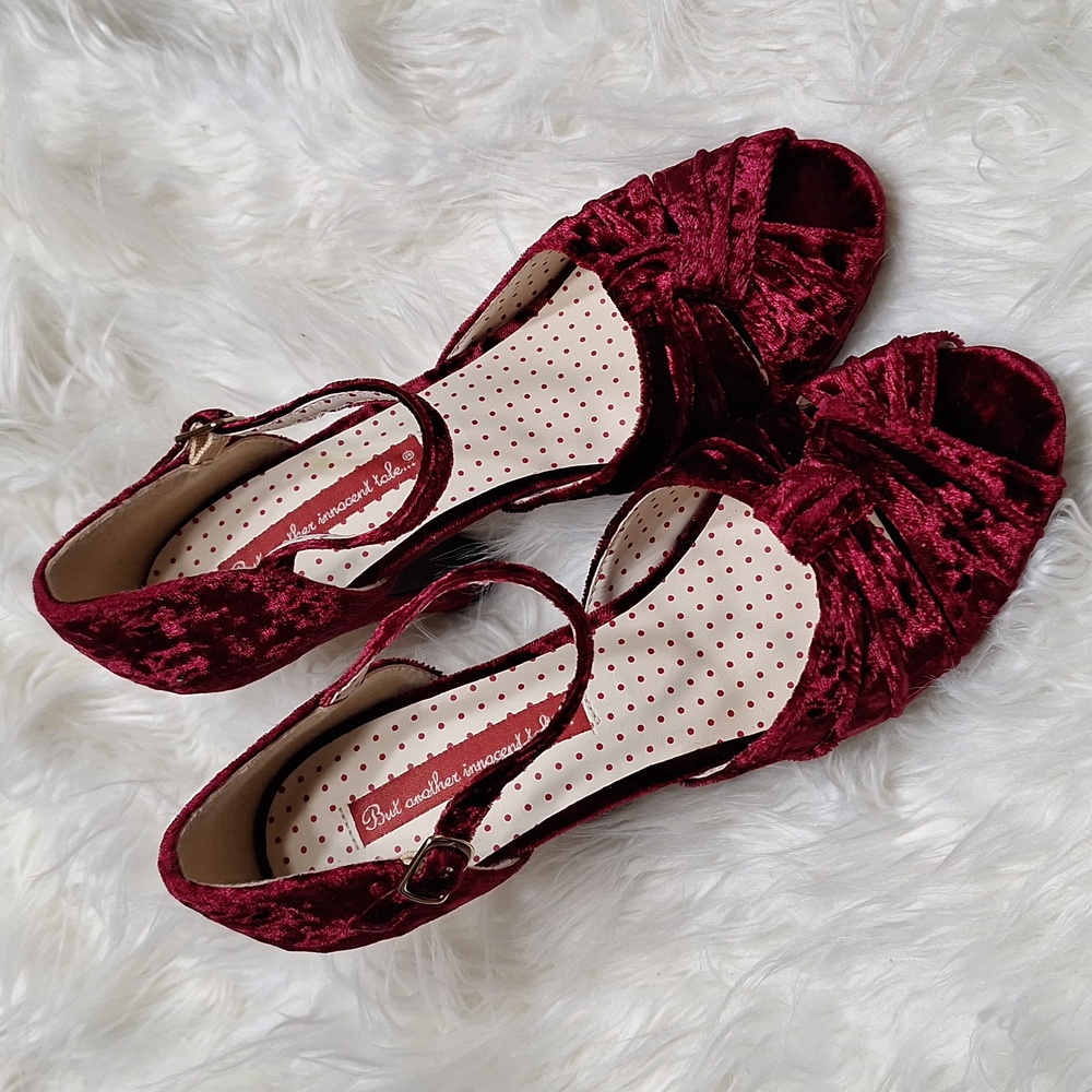 But another innocent tale velvet,wine colored heels - Picture 11 of 11